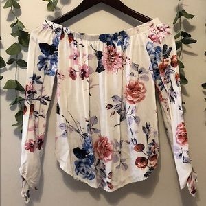 Off the shoulder long sleeve blouse